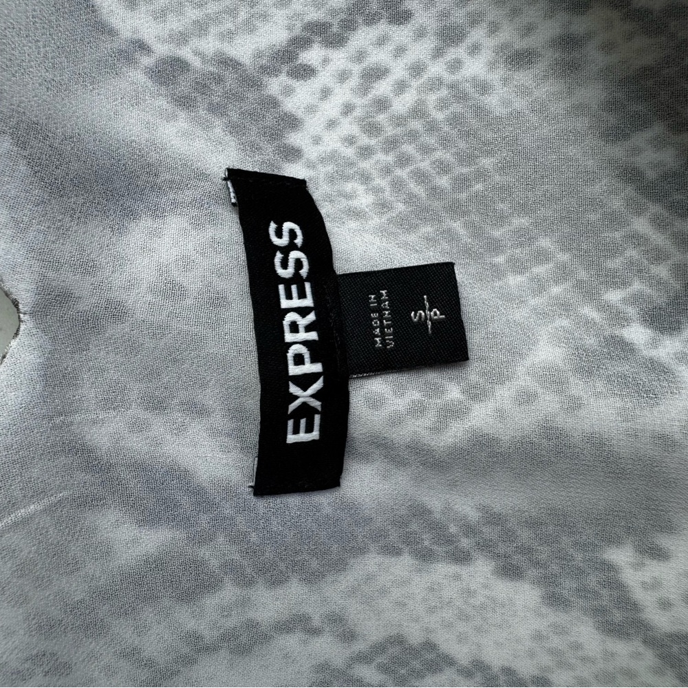 Express Gray Snake Print Top - Picture 3 of 3